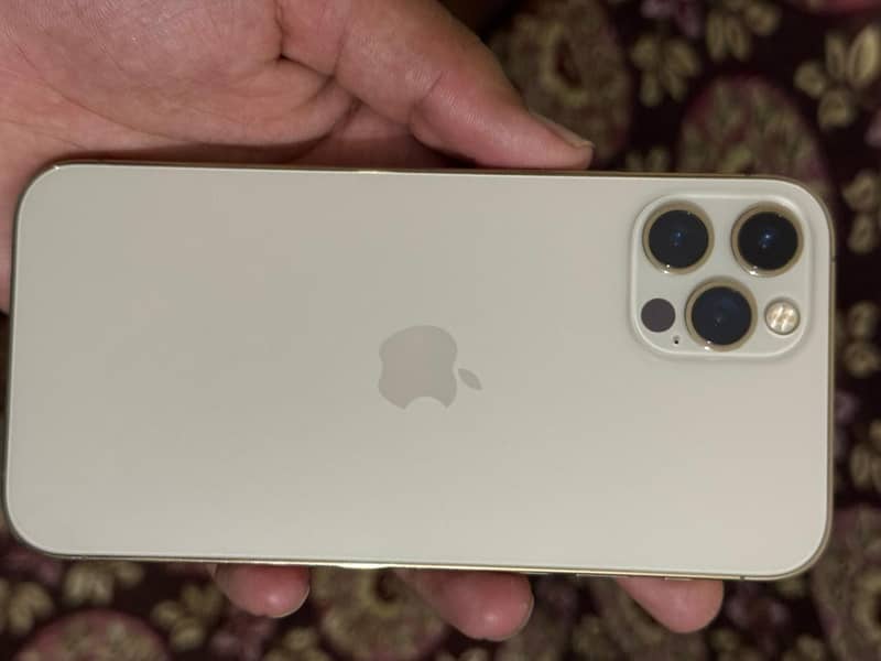 Apple iPhone 12 Pro 2