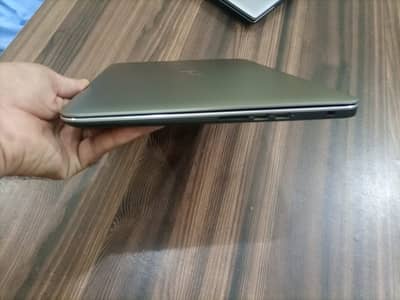 DELL XPS 15.9530 Core i7-4712HQ 8GB Ram 256GB SSD 3K Touch Screen 2GB