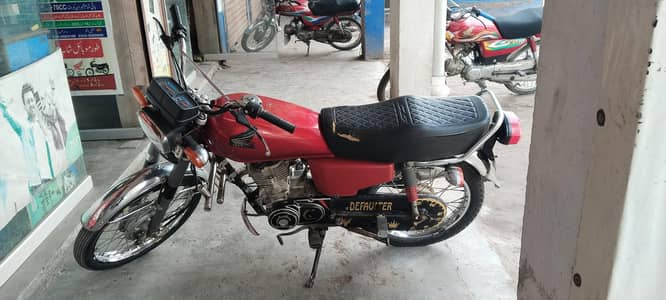 2003 model Honda good condition enjn all ok