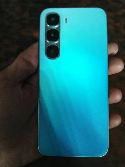 Infinix Hot 60 pro 10/9 condition. box nahe ha