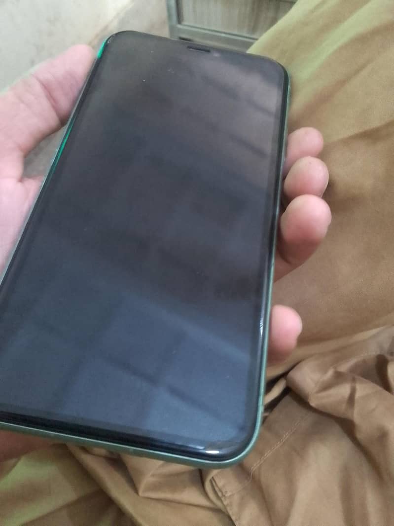 Apple iPhone 11 2