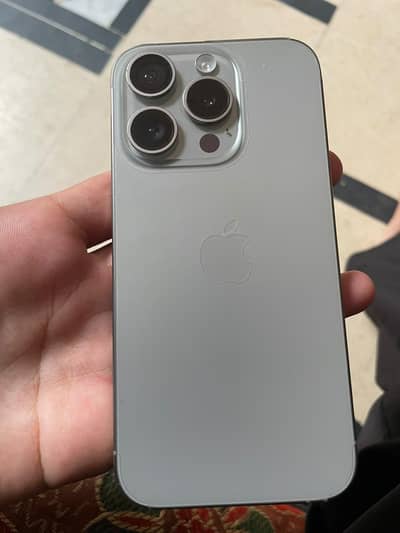 Apple iPhone 15 Pro