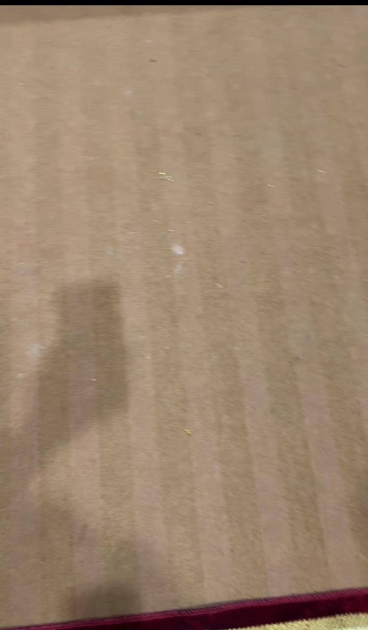 2 Carpets 0