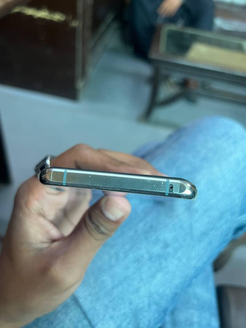 One Plus 10 Pro 3
