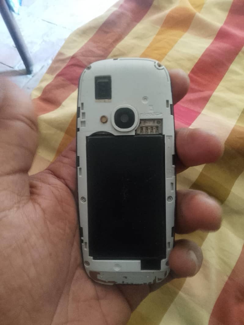 Nokia 3310 4
