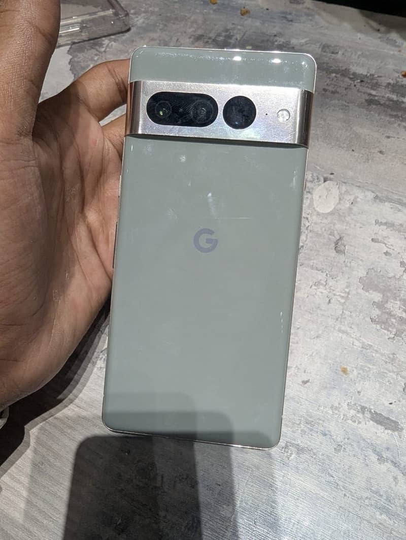 Google Pixel 7 Pro 4