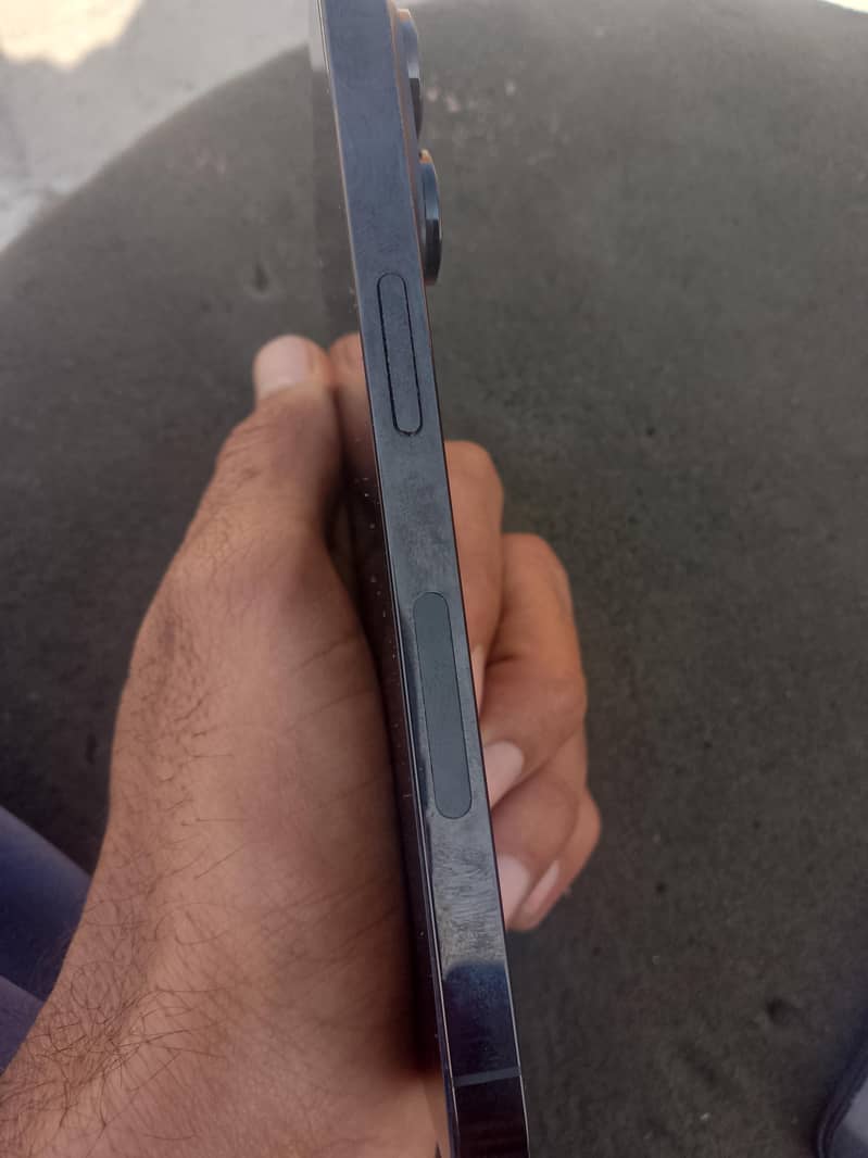 Apple iPhone 14 Pro 8