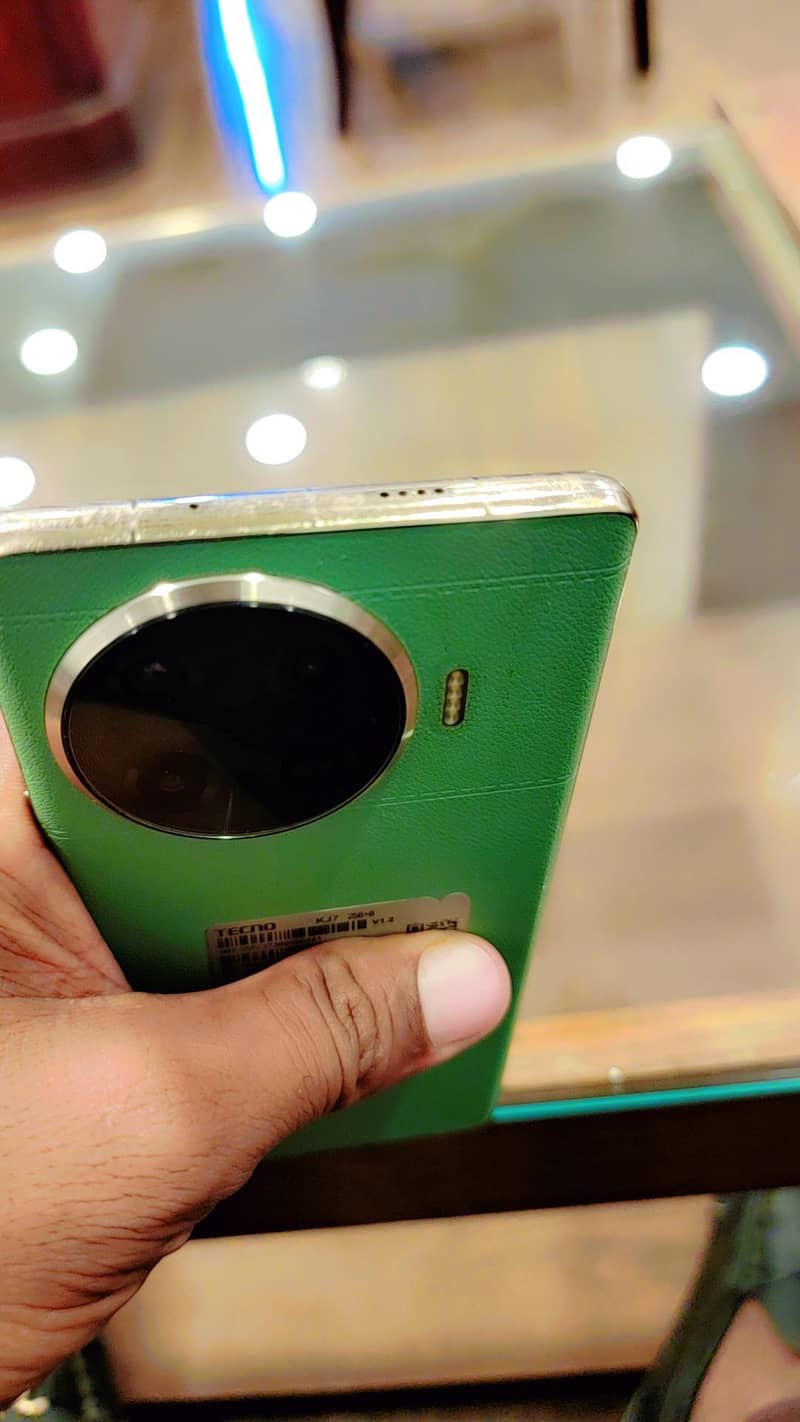Tecno Spark 20 Pro Plus 0