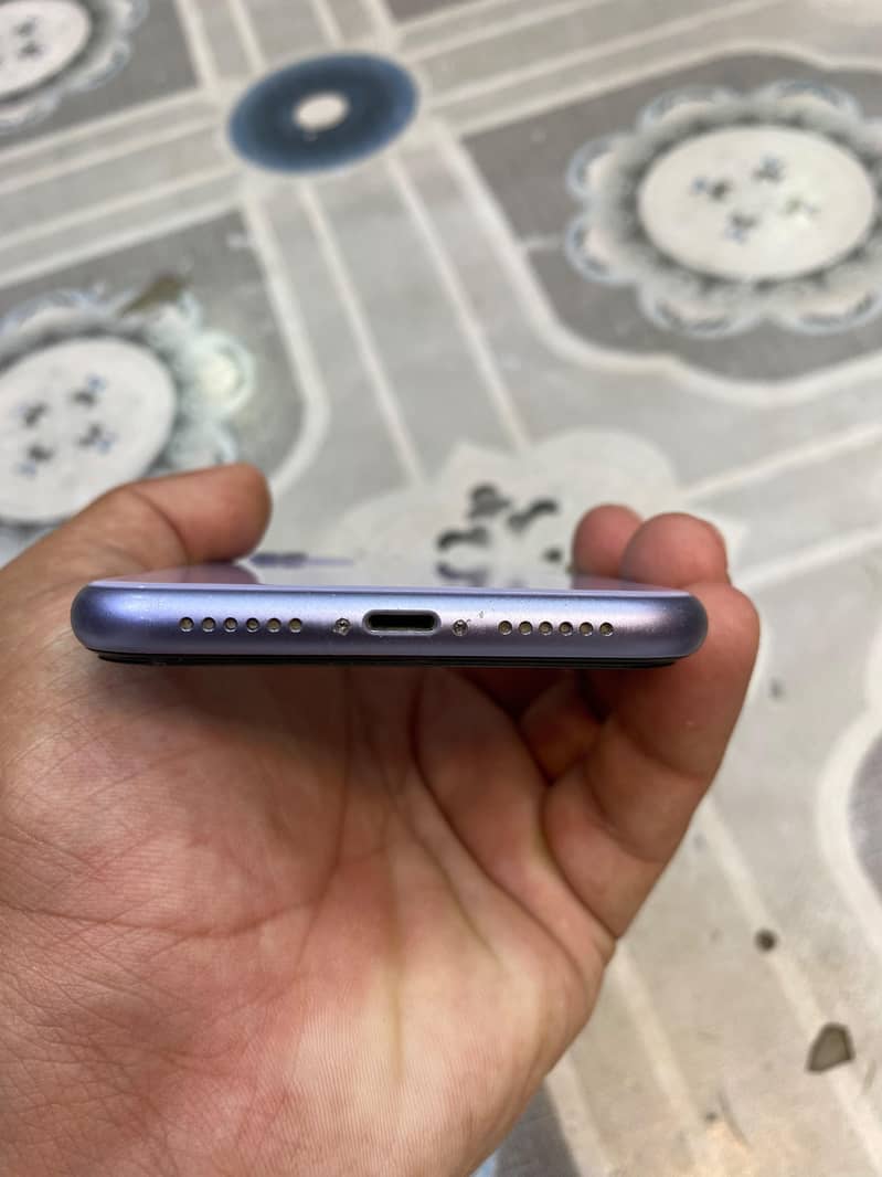 Apple iPhone 11 2