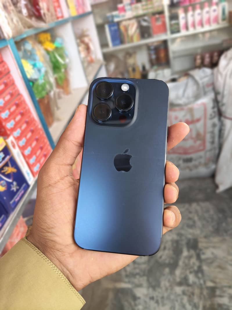 Apple iPhone 15 Pro 1