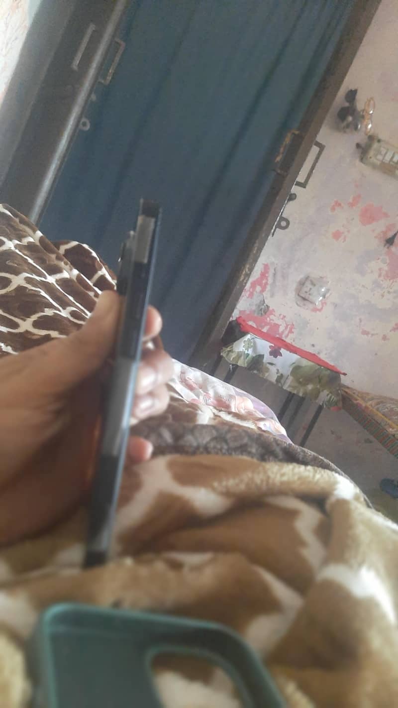 Apple iPhone 14 1