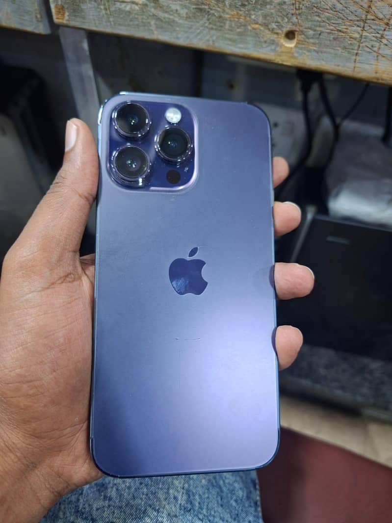 Apple iPhone 14 Pro Max 2