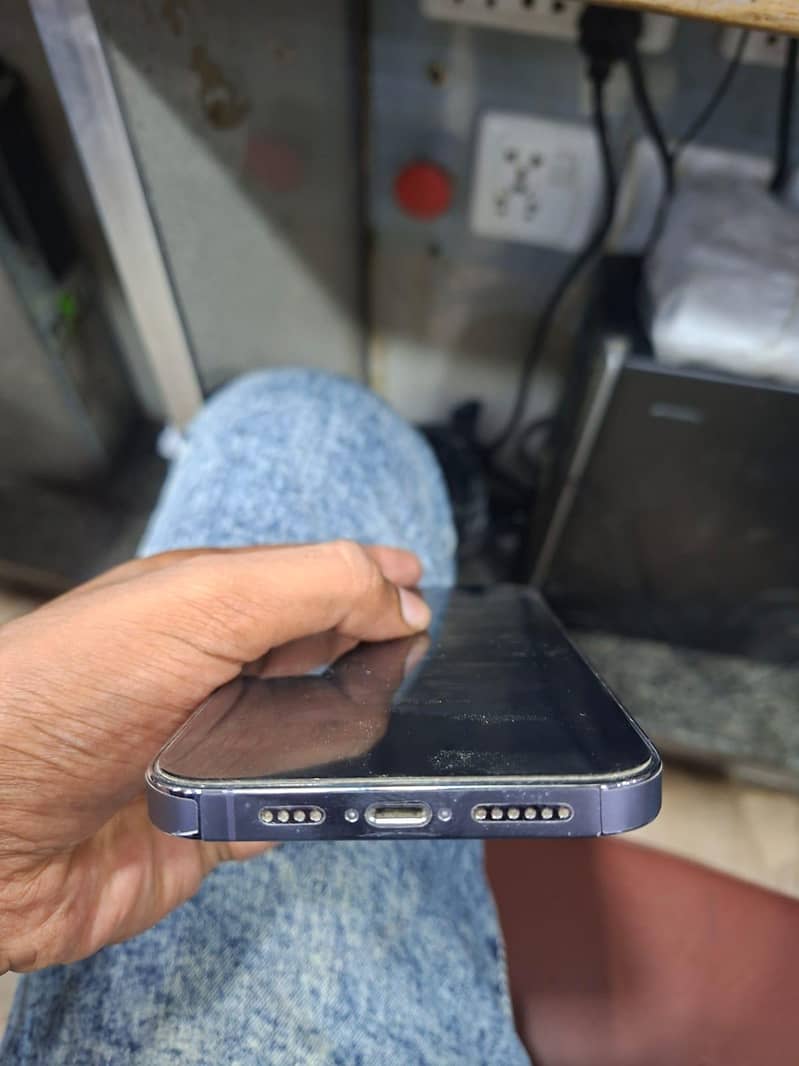 Apple iPhone 14 Pro Max 5