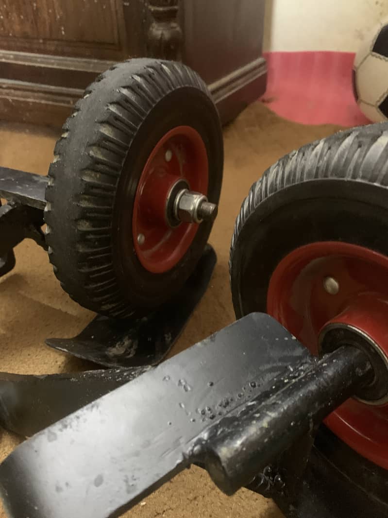 Scooty training wheels 4