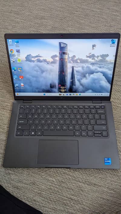 Latitude 7430 , i7 12th gen , 16gb ram , 512gb ssd