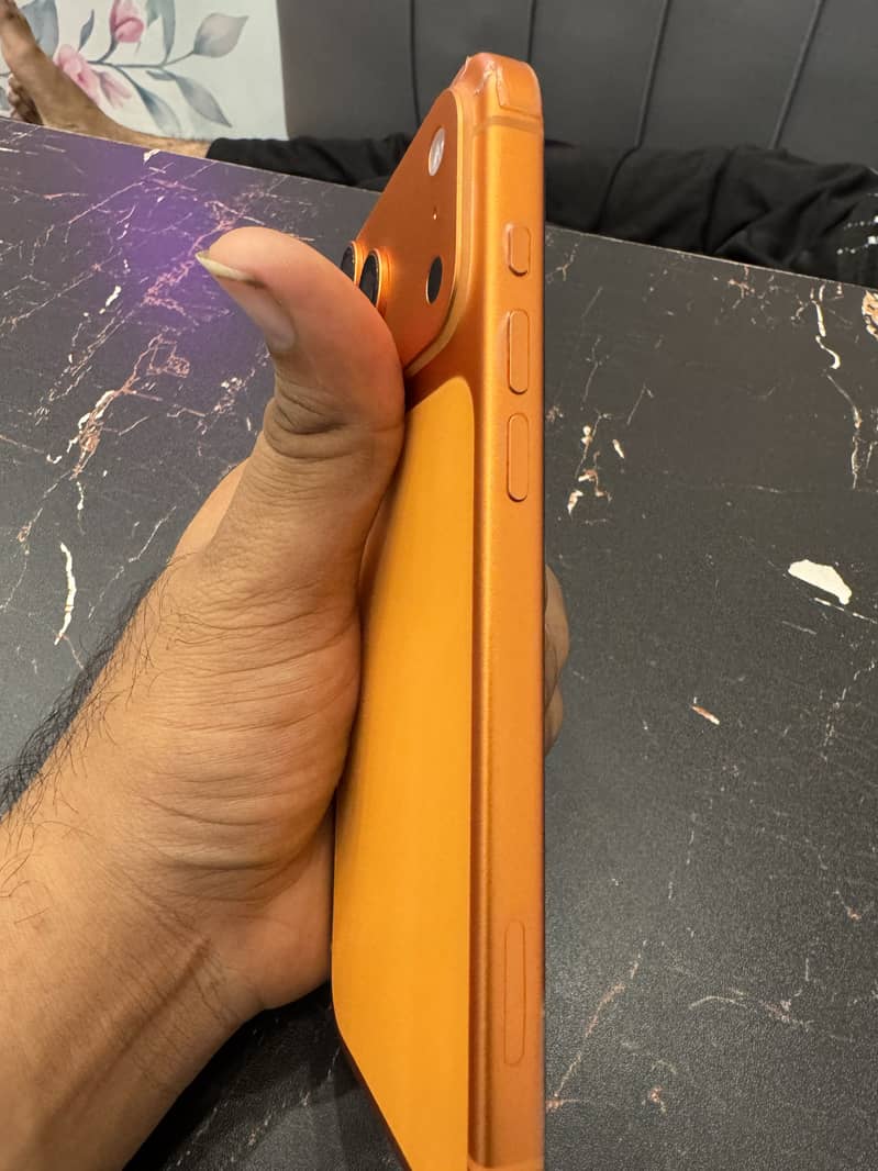 Apple iPhone 17 Pro Max 1