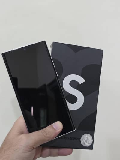 Samsung Mobile S22 Ultra complete box