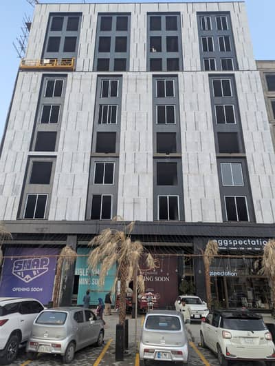 Exclusive Corporate Offices with Easy Investment Opportunities