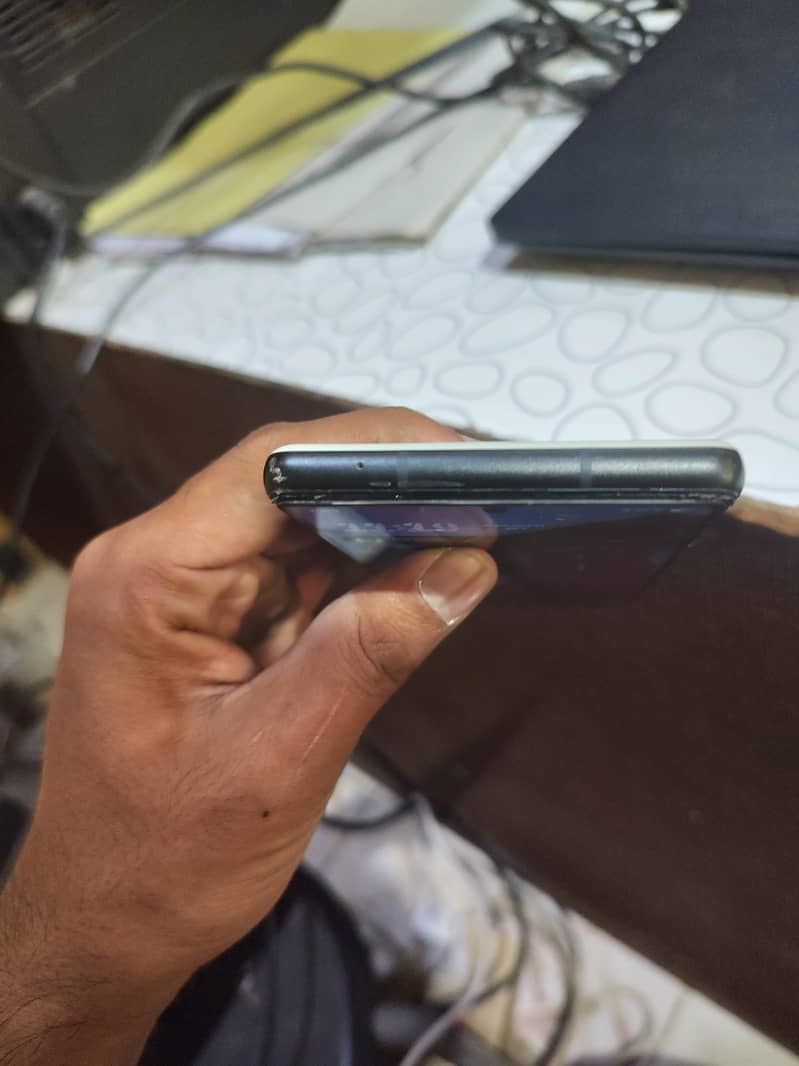 Google Pixel 6a 4