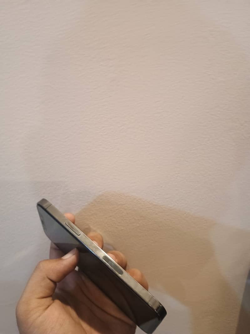 Apple iPhone 12 Pro 3