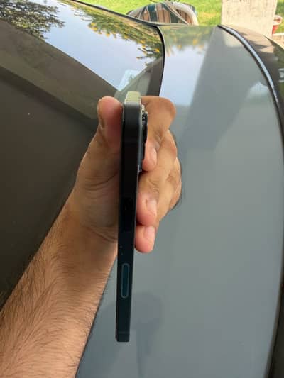 Apple iPhone 14