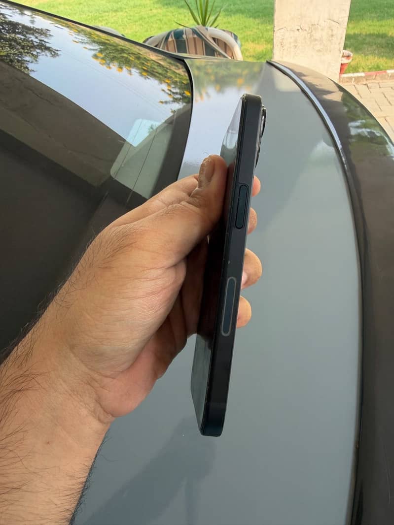 Apple iPhone 14 6