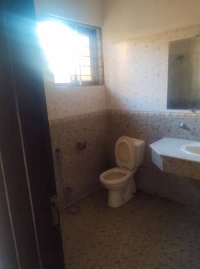 20 MARLA UPAR POTION AVAILABLE FOR RENT
