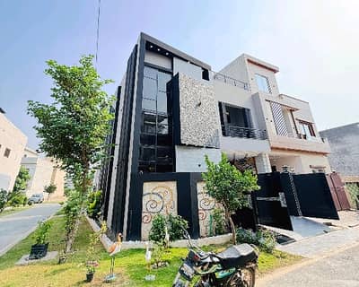 House Of 5 Marla Is Available For sale In Park View City - Platinum Block