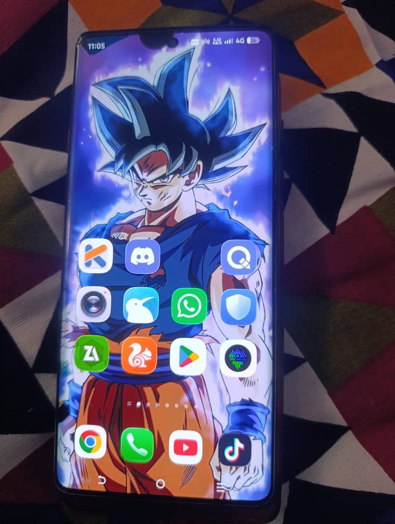 Tecno CAMON 40 Pro 1