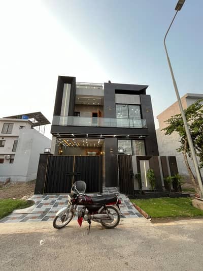 House Of 5 Marla In Park View City - Diamond Block Is Available