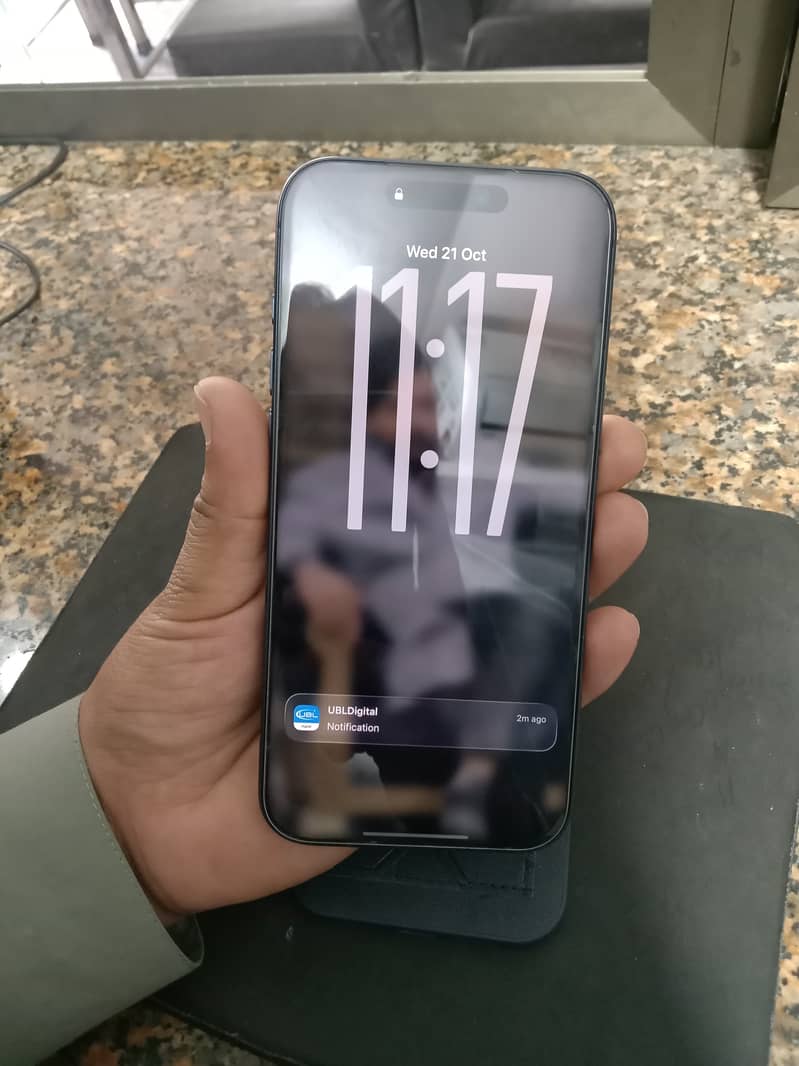 Apple iPhone 17 Pro Max 1