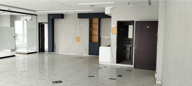 Brand New Building Office Area 2000 Square Feet Available For Rent Corporate Office In Gulberg 3 Lahore