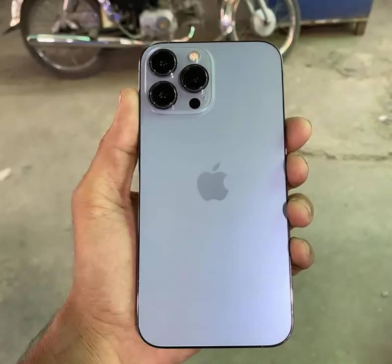 Apple iPhone 13 Pro 1