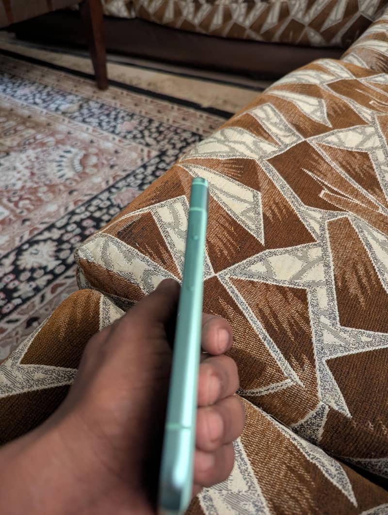 Google Pixel 8a 2