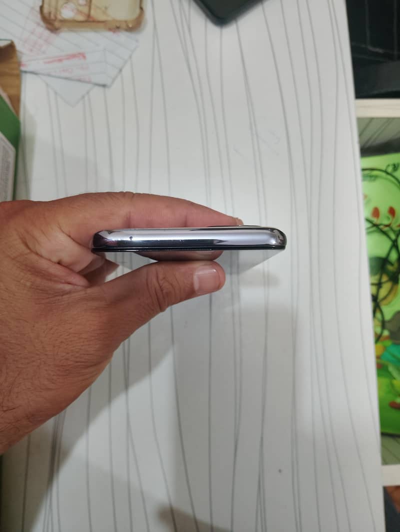 One Plus 9 6