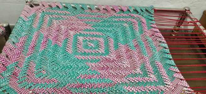 Bed size set of 2 char pai