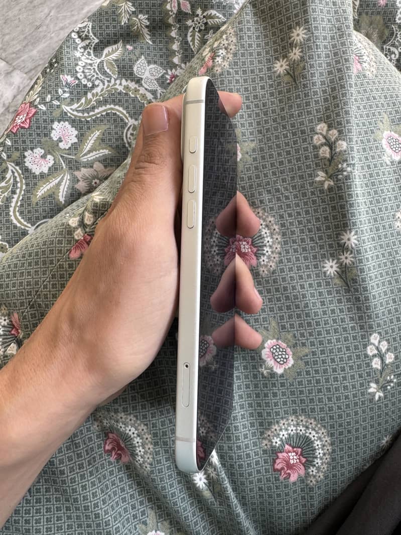 Apple iPhone 17 Pro Max 1