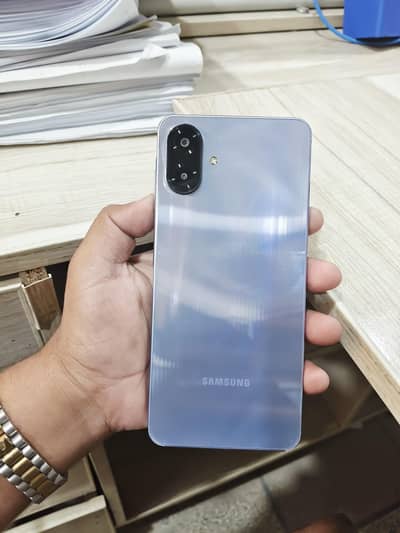 Samsung Mobile A07   (4/128)