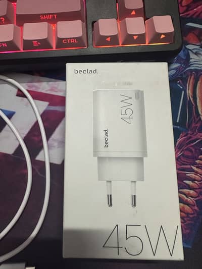 Beclad 45W Type-C wall adapter and cable
