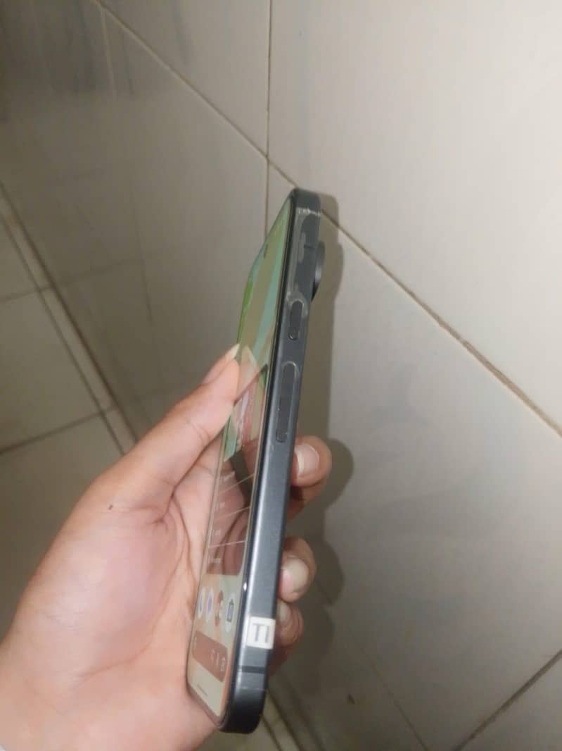 Google Pixel 9 2