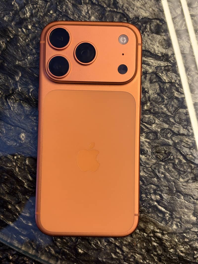 Apple iPhone 17 Pro 2