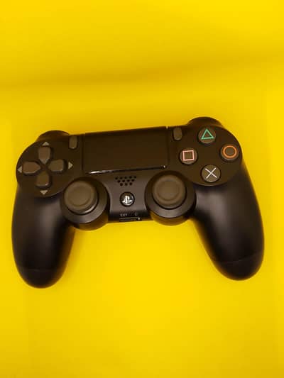 original dual shock PS4 controller