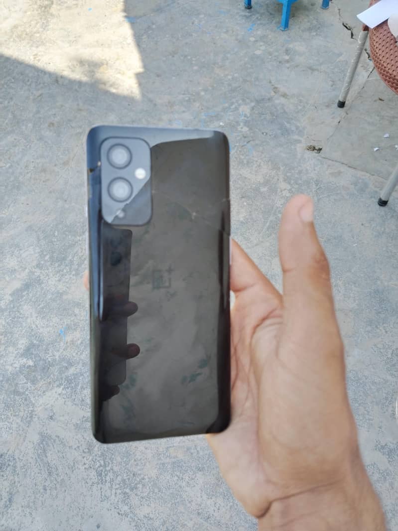 One Plus 9 5G 1