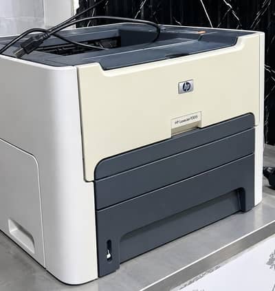 Best hp 1320 laser jet printer. 100% okay ready to use