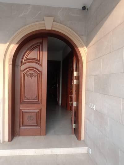 Lower Portion Of 3200 Square Feet In I-8/4 Is Available