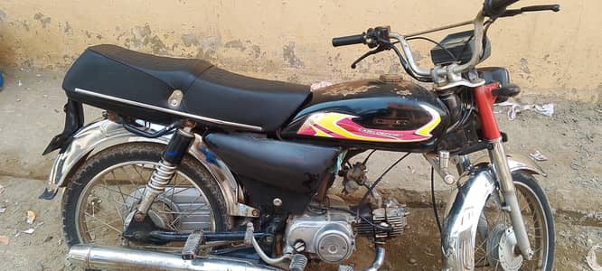 Honda 70 for sell engine bilkul ok Hy bike neet Hy koi isho nai Hy
