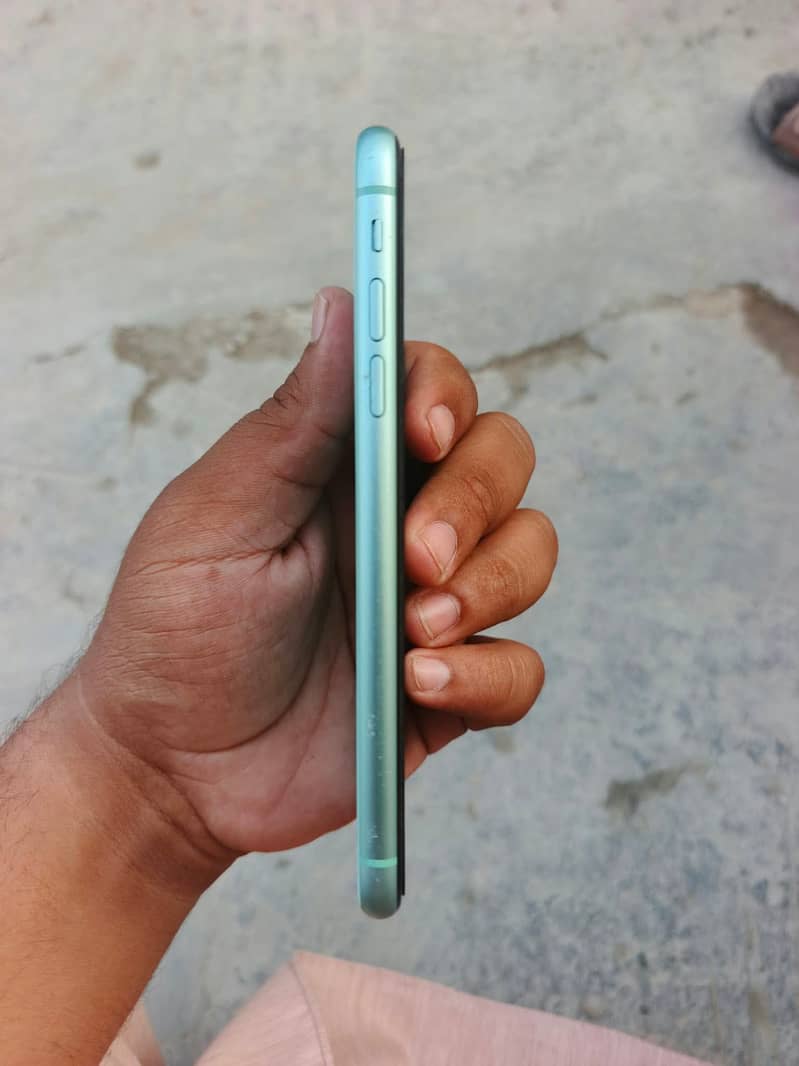 Apple iPhone 11 1