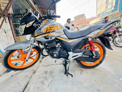 Honda CB 150F 2026