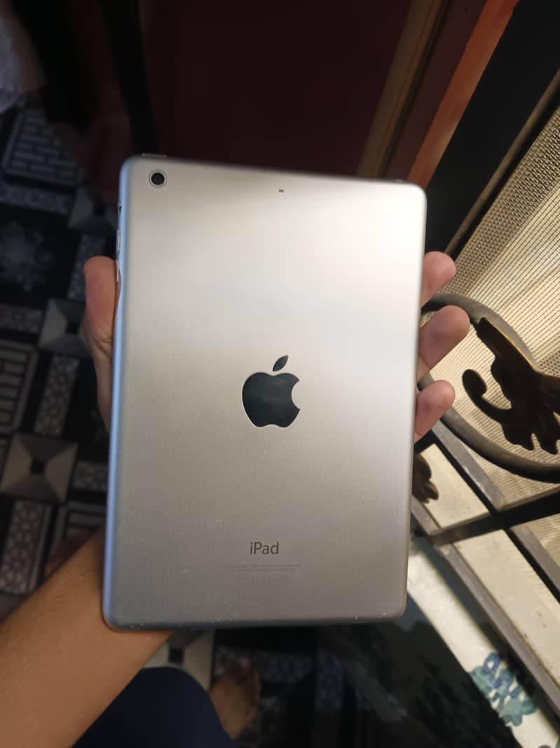 iPad mini 2 32 gb 0