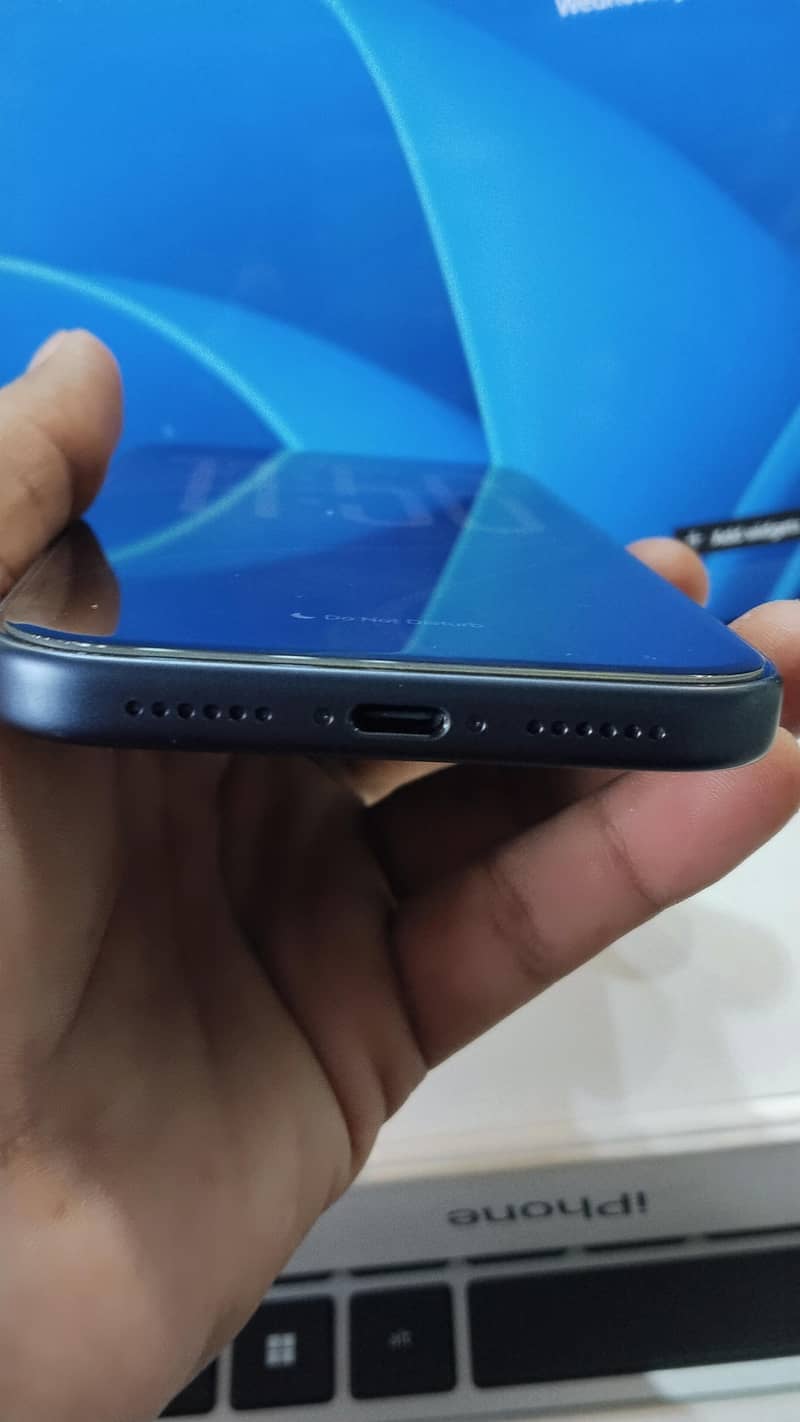 Apple iPhone 17 Pro Max 4